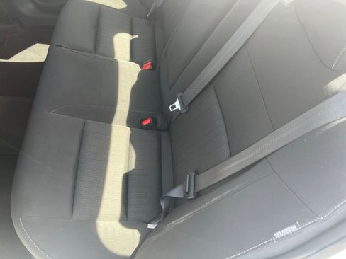Used 2025 Nissan Altima 2.5 SV FWD image 38