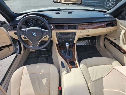 Used 2008 BMW 335i Convertible RWD image 16