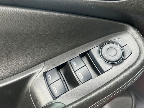 Used 2024 Buick Encore GX Sport Touring image 18