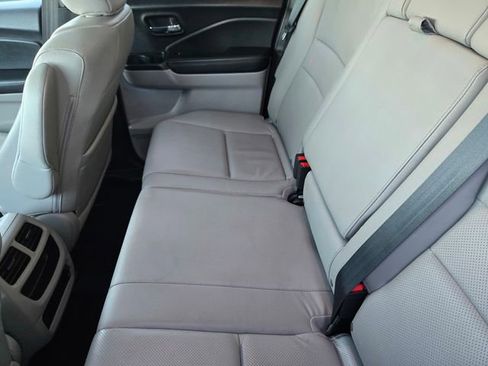 Used 2018 Honda Ridgeline RTL-E image 9