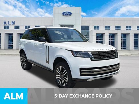 Used 2024 Land Rover Range Rover SE AWD/4WD image 3