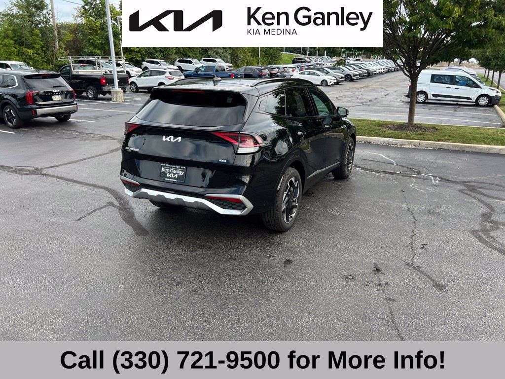 Certified 2024 Kia Sportage SX AWD/4WD image 11