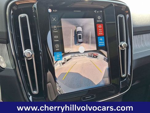 New 2026 Volvo XC40 B5 Plus w/ Protection Package Premier image 19