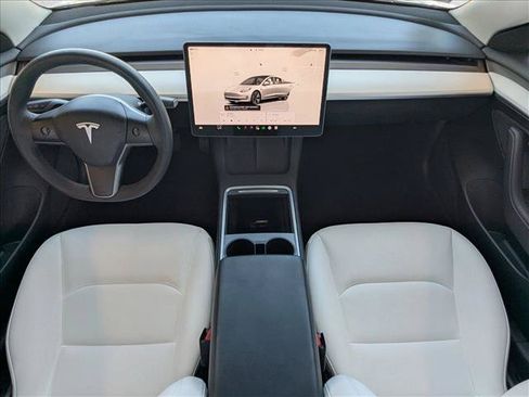 Used 2023 Tesla Model 3 Standard Range RWD image 19