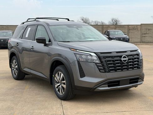 New 2026 Nissan Pathfinder SL FWD image 5