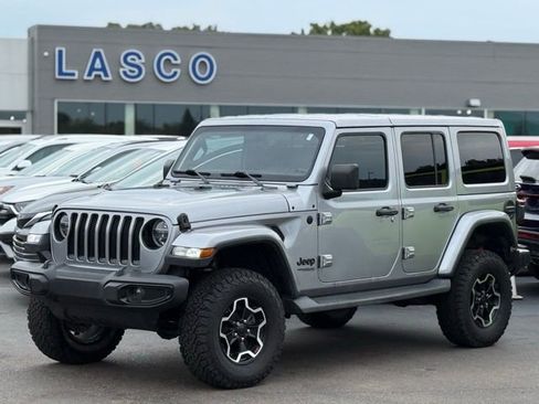 Used 2021 Jeep Wrangler Unlimited Sahara image 1