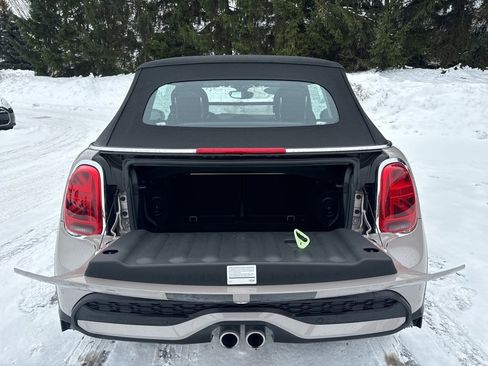 Used 2024 MINI Cooper S image 9