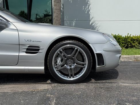 Used 2005 Mercedes-Benz SL 65 AMG image 37