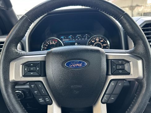 Used 2016 Ford F150 Platinum w/ Equipment Group 701A Luxury image 23