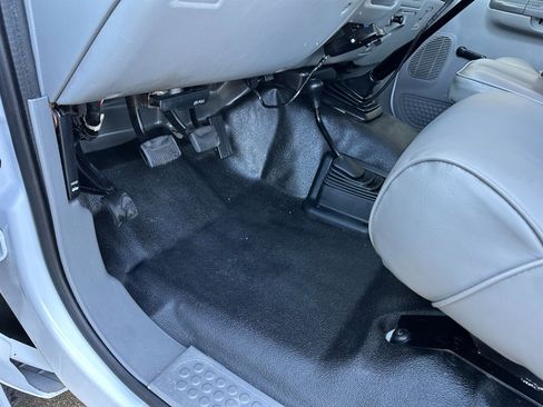 Used 2003 Ford F250 4x4 SuperCab Super Duty image 15