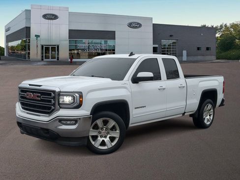 Used 2018 GMC Sierra 1500 SLE w/ SLE Value Package image 1