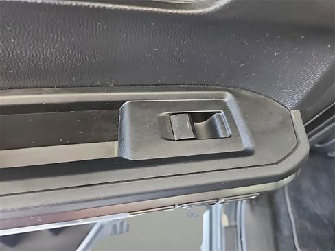 Used 2025 Toyota Tacoma 4x4 Double Cab Hybrid image 19