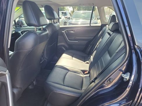 Used 2019 Toyota RAV4 XLE Premium w/ Cold Weather Package AWD/4WD image 13