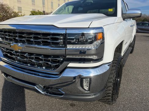 Used 2017 Chevrolet Silverado 1500 LTZ w/ Sport Package image 28
