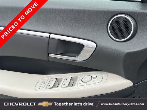 Used 2023 Hyundai Sonata SEL image 27