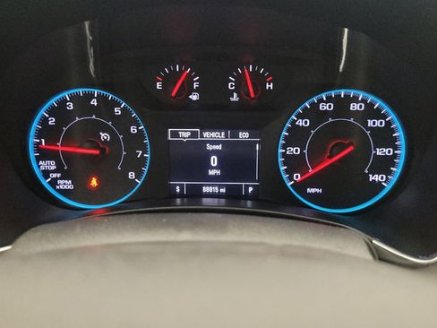 Used 2019 Chevrolet Equinox LS w/ LS Convenience Package image 23