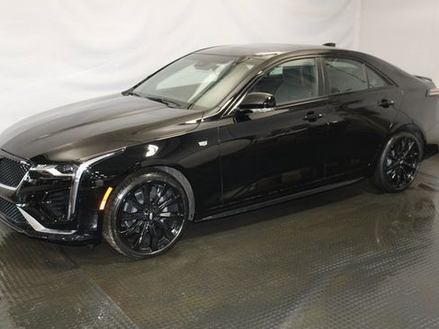 Used 2025 Cadillac CT4 Sport image 2