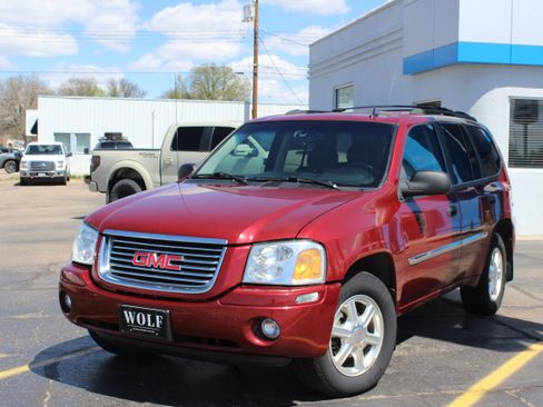 Used 2009 GMC Envoy SLE w/ Sun And Sound Package AWD/4WD image 1