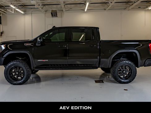 Used 2023 GMC Sierra 1500 AT4X w/ AT4X AEV Edition AWD/4WD image 6