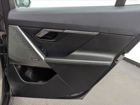 Used 2024 BMW 530i RWD image 19