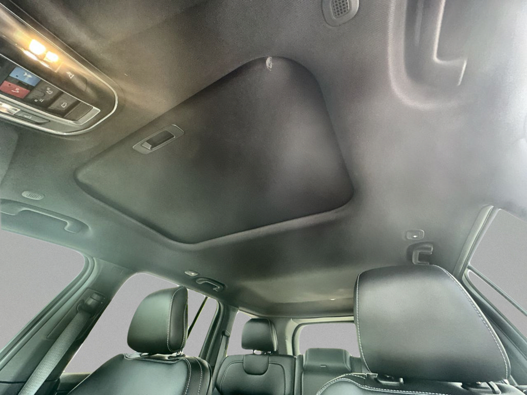 New 2025 Jeep Grand Cherokee Altitude RWD image 40
