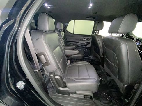Used 2023 Chevrolet Traverse LT w/ LPO, Floor Liner Package image 32