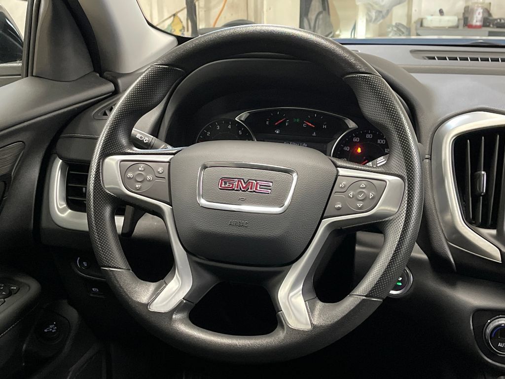 Used 2024 GMC Terrain SLE w/ Driver Convenience Package AWD/4WD image 20