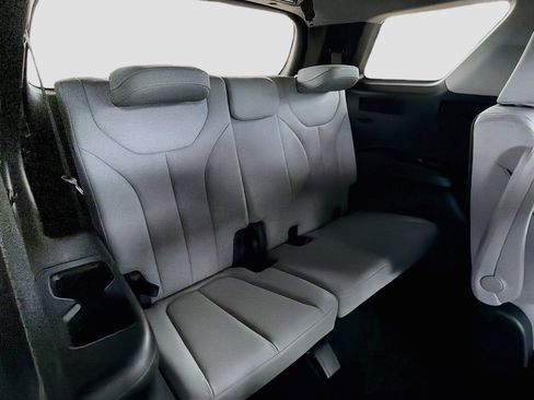 Used 2025 Hyundai Palisade SEL AWD/4WD image 29