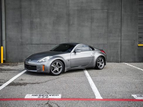 Used 2008 Nissan 350Z Enthusiast w/ Cargo Convenience Pkg image 17