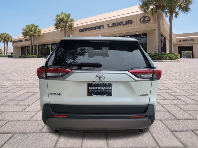 Used 2019 Toyota RAV4 Limited w/ Cold Weather Package FWD image 5