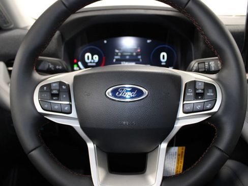 New 2026 Ford Explorer Active image 36
