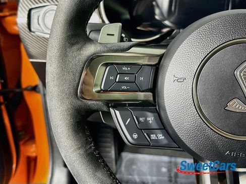 Used 2020 Ford Mustang Shelby GT500 w/ Technology Package RWD image 16