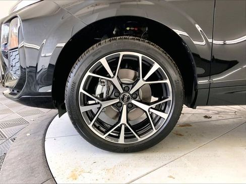 New 2026 Audi Q3 quattro 2.0T image 12