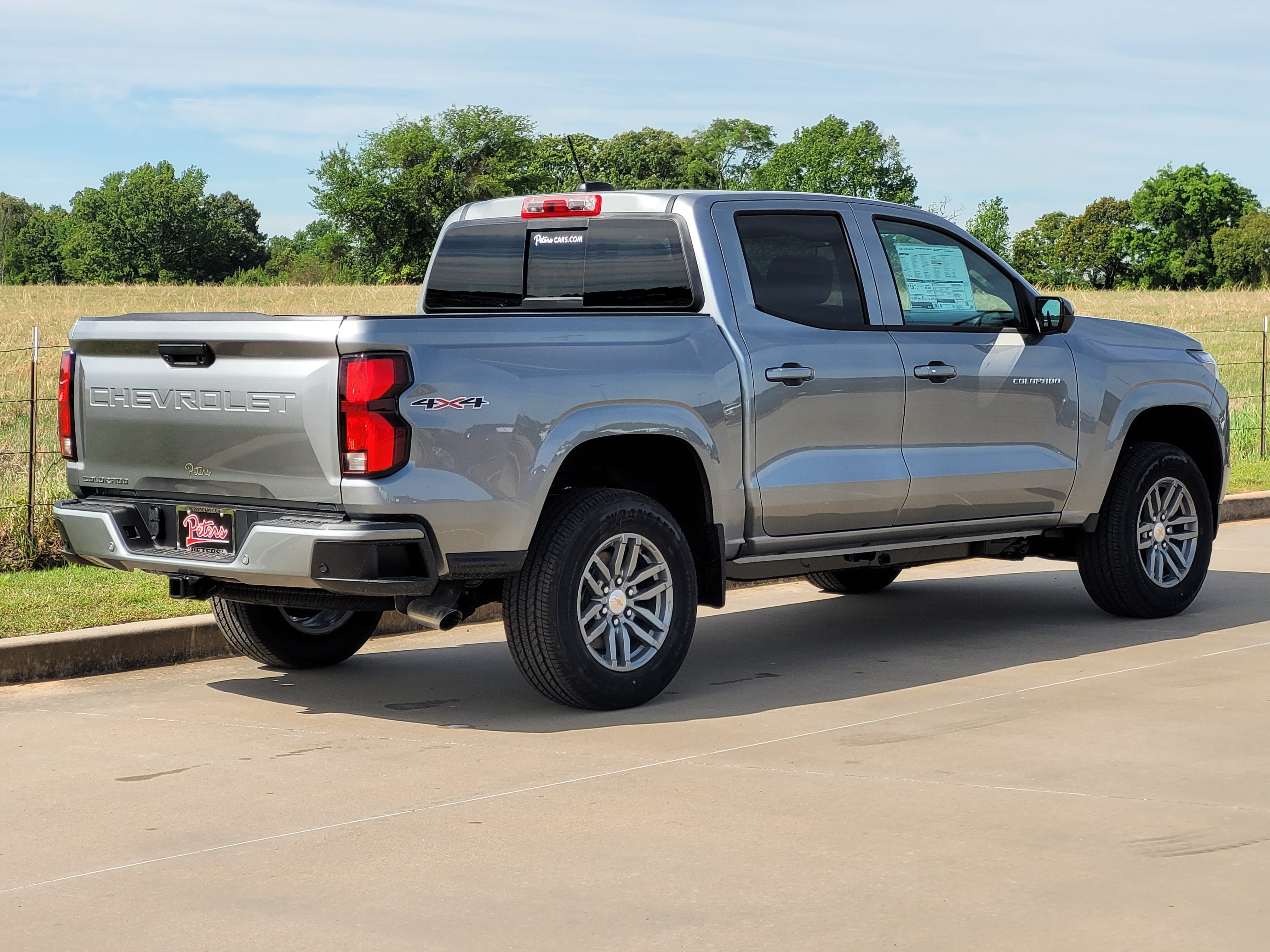 New 2026 Chevrolet Colorado LT w/ LT Convenience Package AWD/4WD image 3