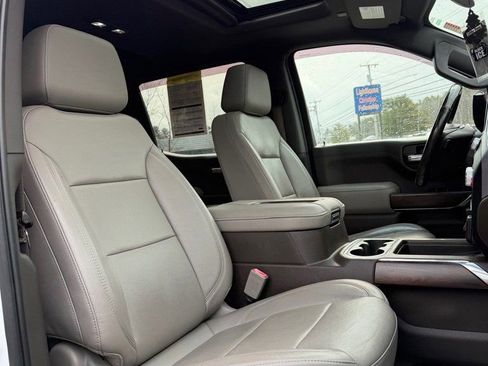 Used 2019 GMC Sierra 1500 SLT w/ SLT Premium Plus Package AWD/4WD image 14