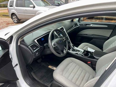 Used 2016 Ford Fusion S image 8