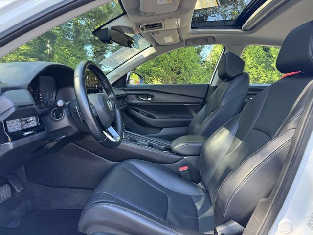 Used 2023 Honda Accord Touring image 14