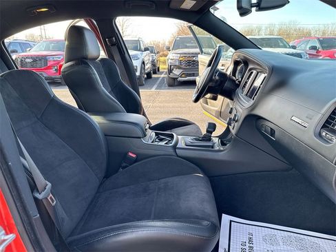 Used 2023 Dodge Charger R/T w/ Plus Group image 21