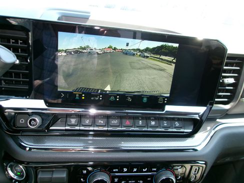 New 2026 Chevrolet Silverado 2500 ZR2 AWD/4WD image 22