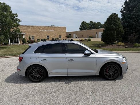 Used 2018 Audi SQ5 Prestige AWD/4WD image 5