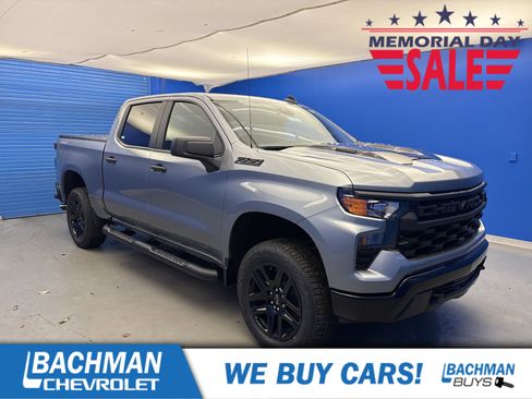 New 2026 Chevrolet Silverado 1500 Custom Trail Boss w/ Turbomax Blackout Package AWD/4WD image 1