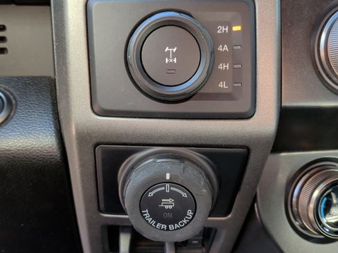 Used 2019 Ford F150 Raptor w/ Equipment Group 802A Luxury image 35