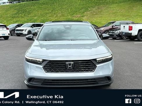 Used 2023 Honda Accord Sport image 3