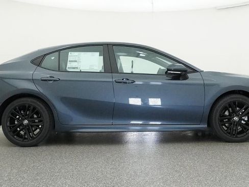 New 2026 Toyota Camry SE FWD image 27