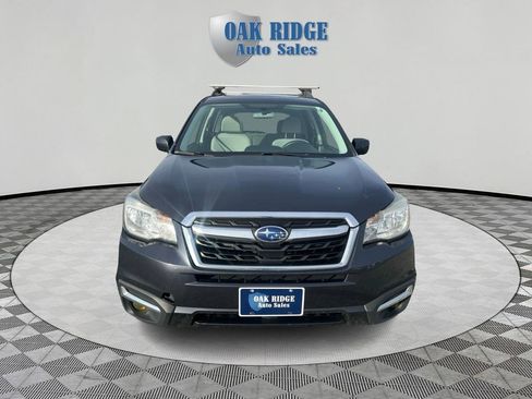 Used 2017 Subaru Forester 2.5i Premium w/ All-Weather Package image 2