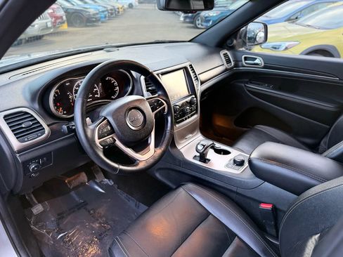 Used 2014 Jeep Grand Cherokee Limited image 10