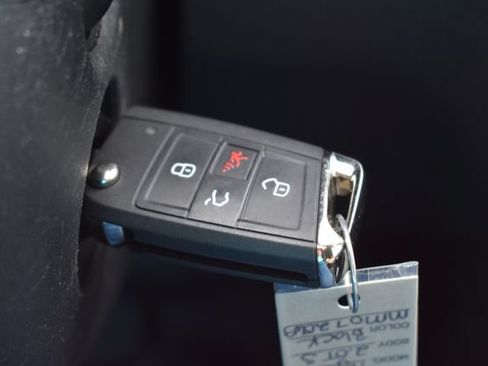 Used 2021 Volkswagen Tiguan S AWD/4WD image 26
