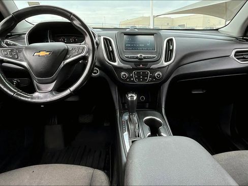 Used 2018 Chevrolet Equinox LT FWD image 14