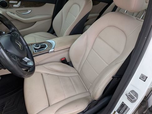 Used 2017 Mercedes-Benz C 300 Sedan image 14