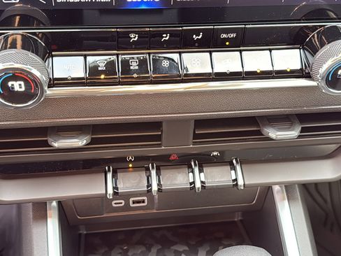 New 2026 Chevrolet Colorado Trail Boss image 14